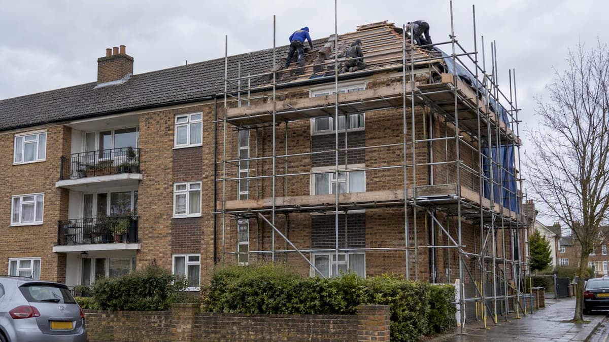 Cover image for Sinking Fund vs Maintenance Fee: UK Buyers’ Section 20 Check